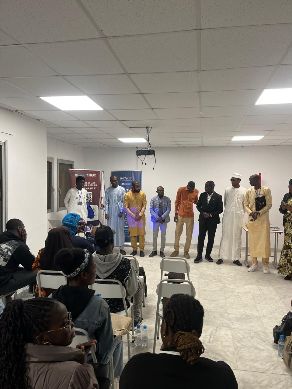 Assembl&eacute;e communaut&eacute; internationale iTeam University