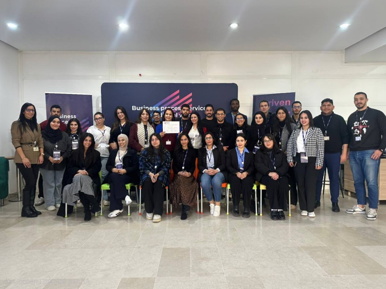 &Eacute;tudiants iTeam University en visite professionnelle chez Tessi Tunisie